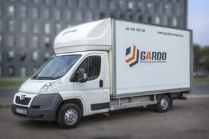 Samochód dostawczy z windą - Gardo